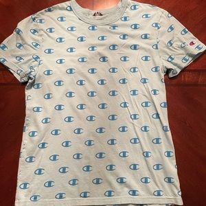 Champion Short-sleeve Tee. Small.